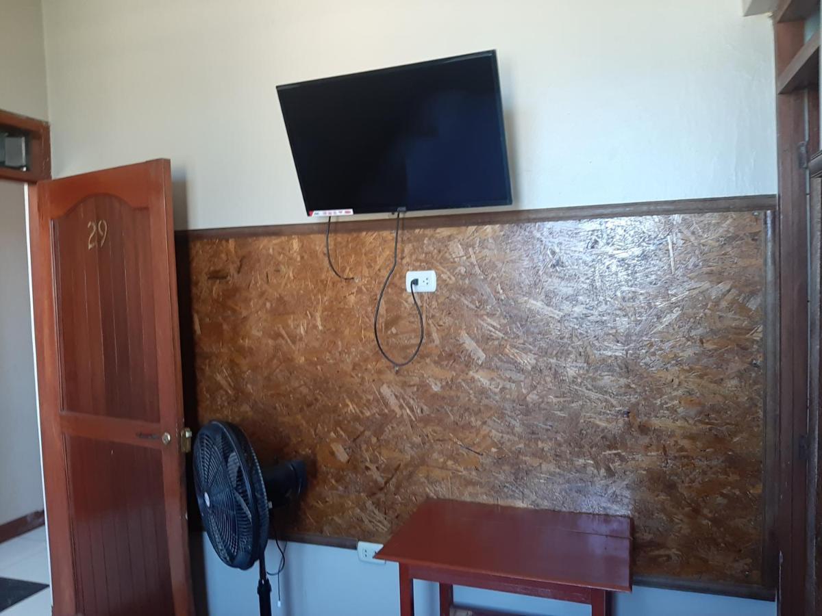 Hotel Hospedaje El Emperador Pucallpa Exteriér fotografie