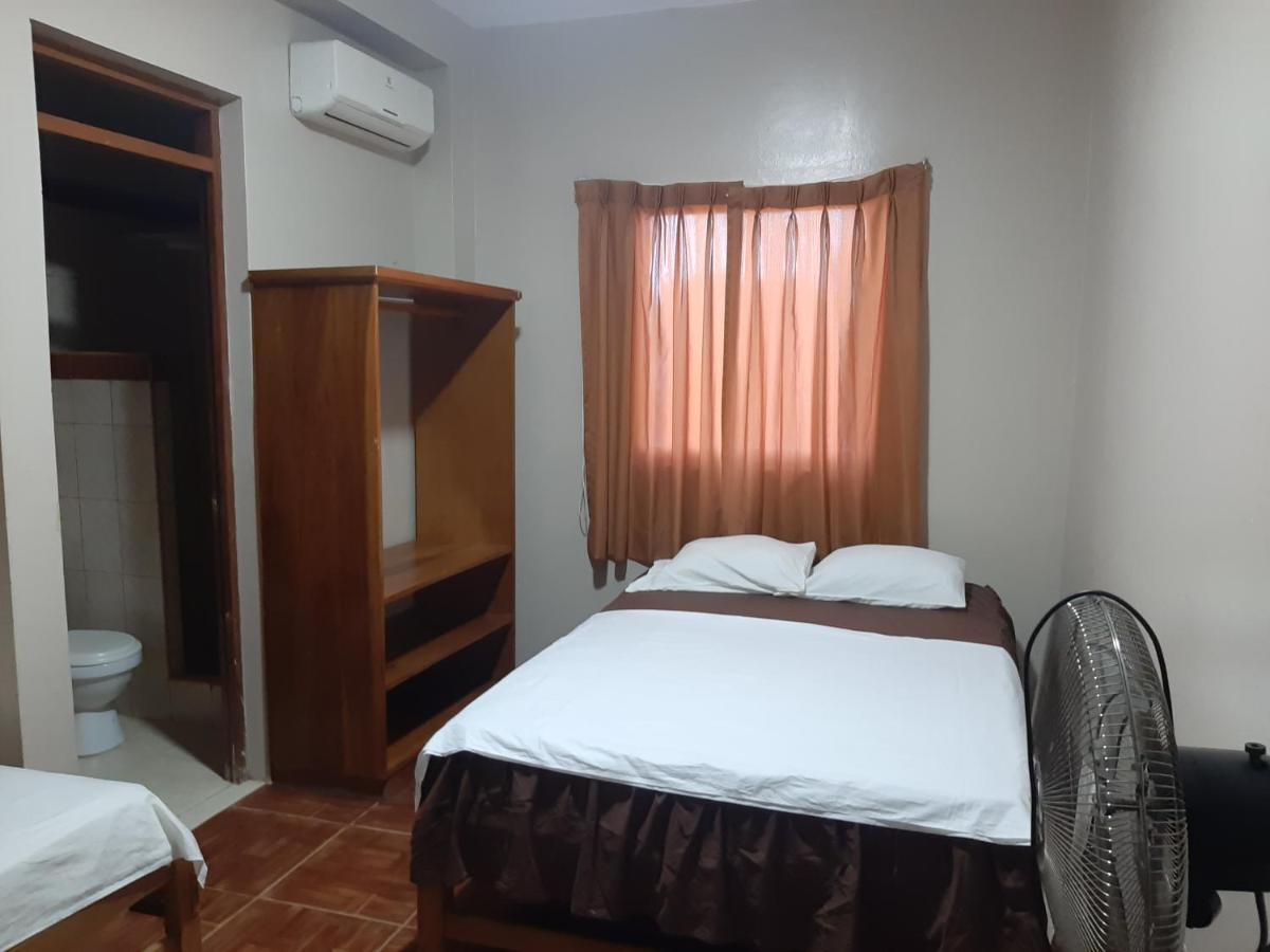 Hotel Hospedaje El Emperador Pucallpa Exteriér fotografie