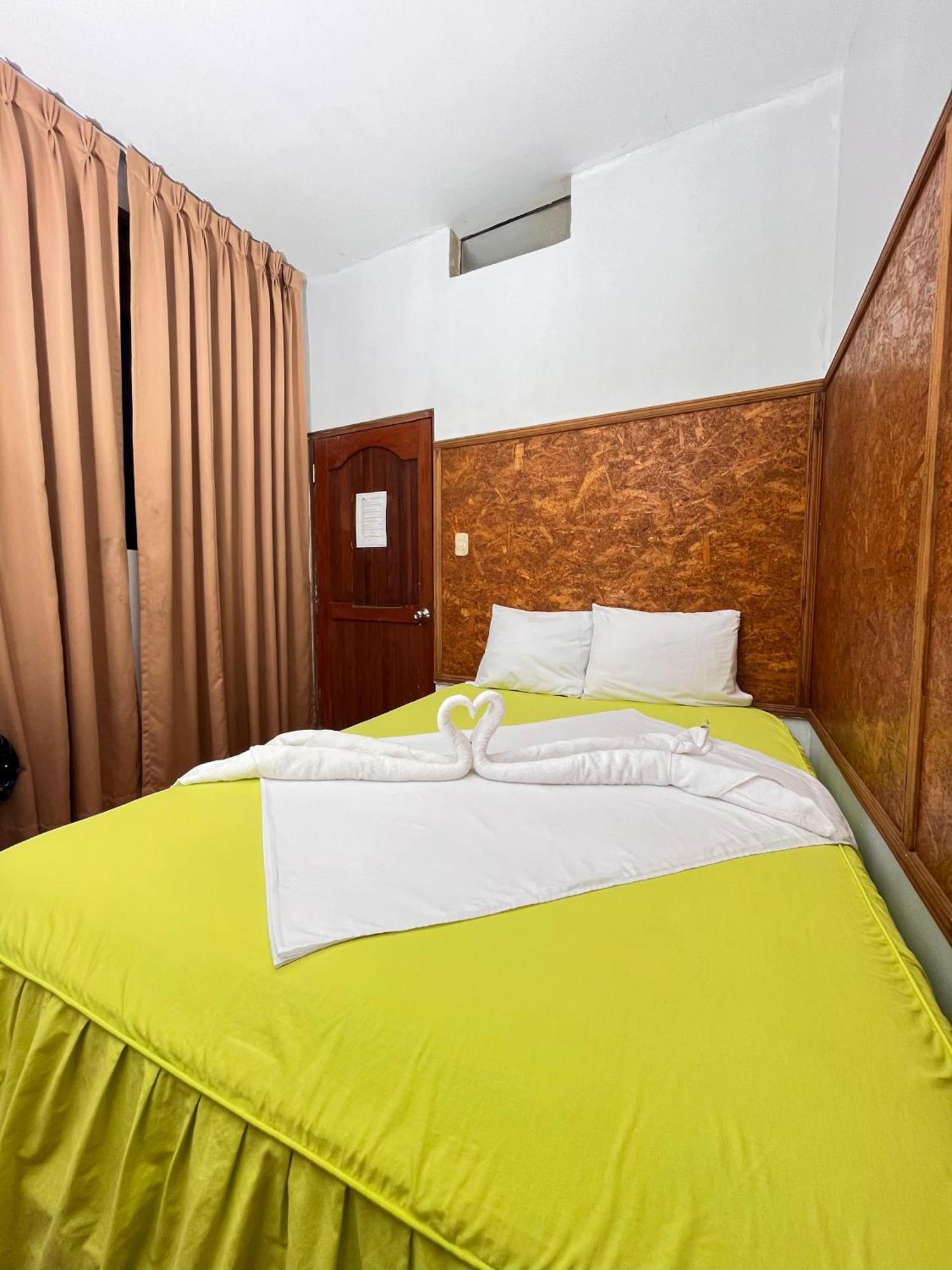Hotel Hospedaje El Emperador Pucallpa Exteriér fotografie