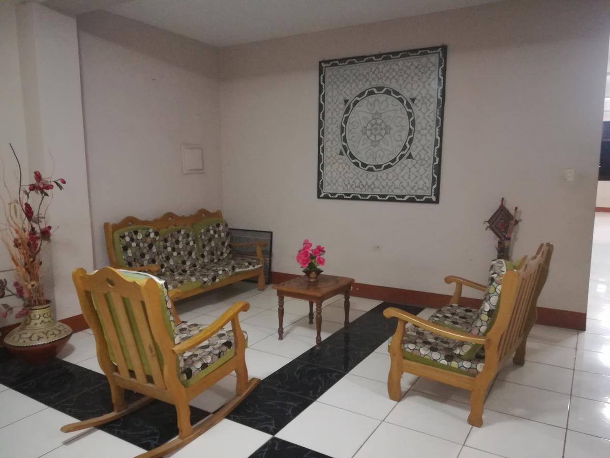 Hotel Hospedaje El Emperador Pucallpa Exteriér fotografie